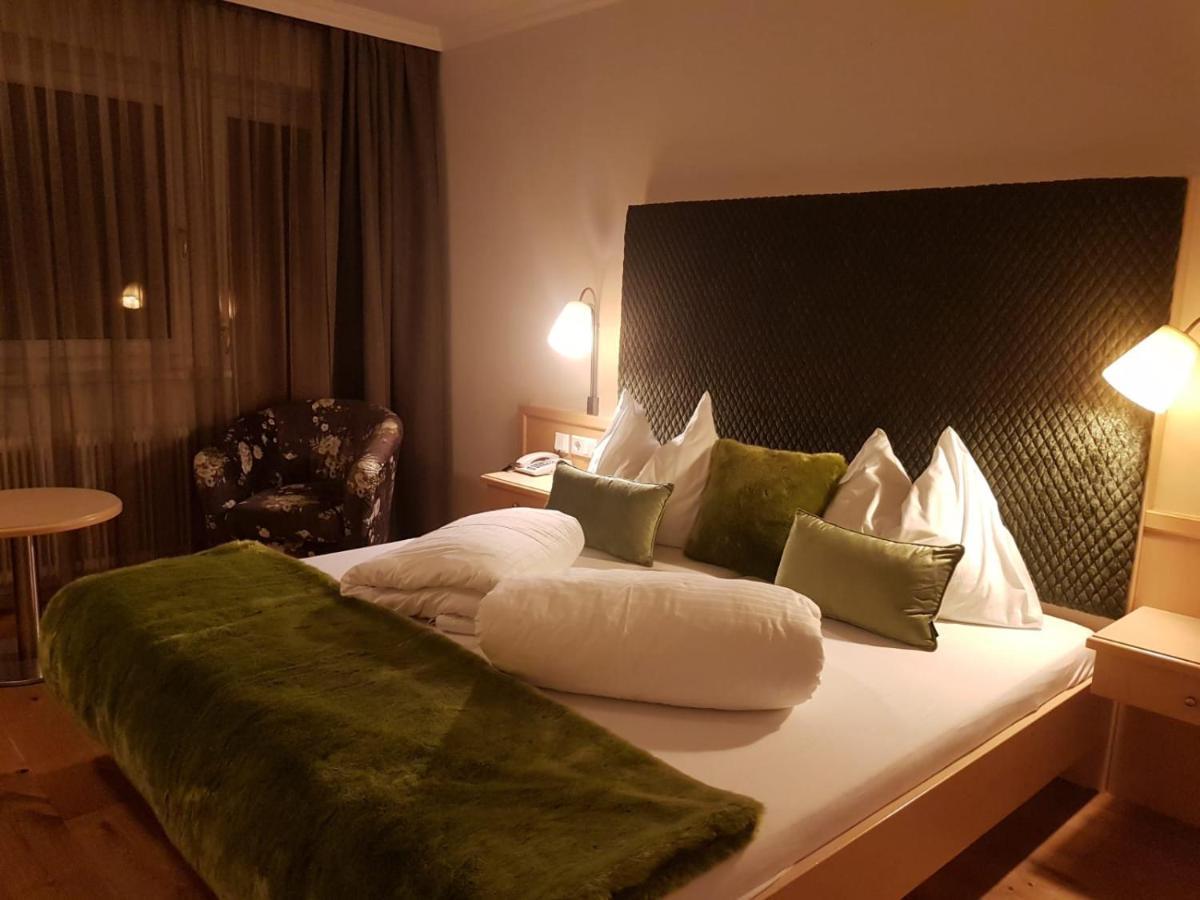 Sport & Familienhotel Baerenwirt Aich  Exteriör bild