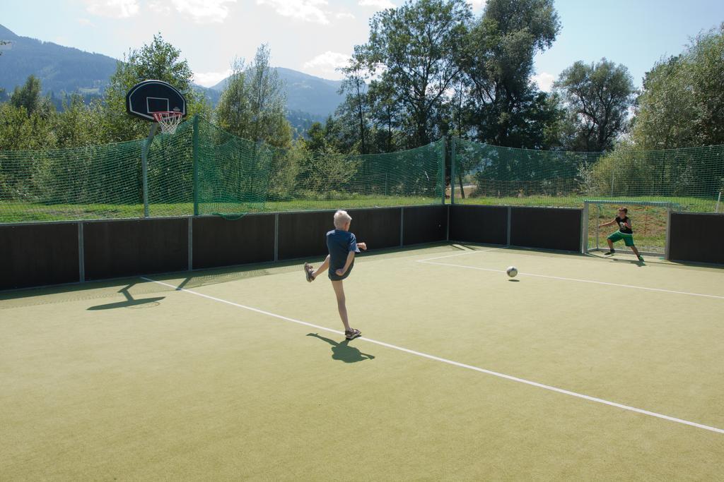 Sport & Familienhotel Baerenwirt Aich  Exteriör bild